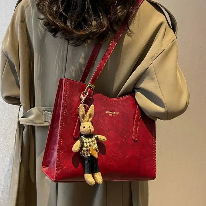 Lena | Vintage Shoulder Bag in Vegan Leather