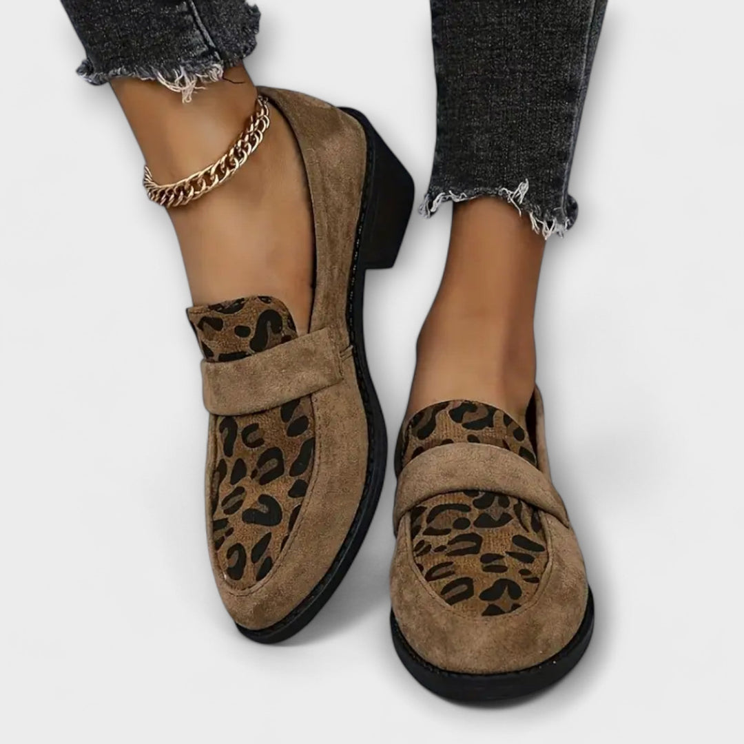Karla - Elegant Ladies' Shoes with Leopard Print