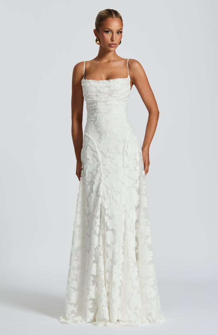 Clara Leon | Elegant Maxi Dress